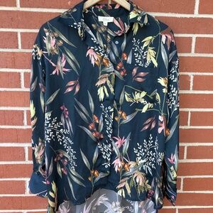 ELAN Floral Black Button Down Shirt - Medium
